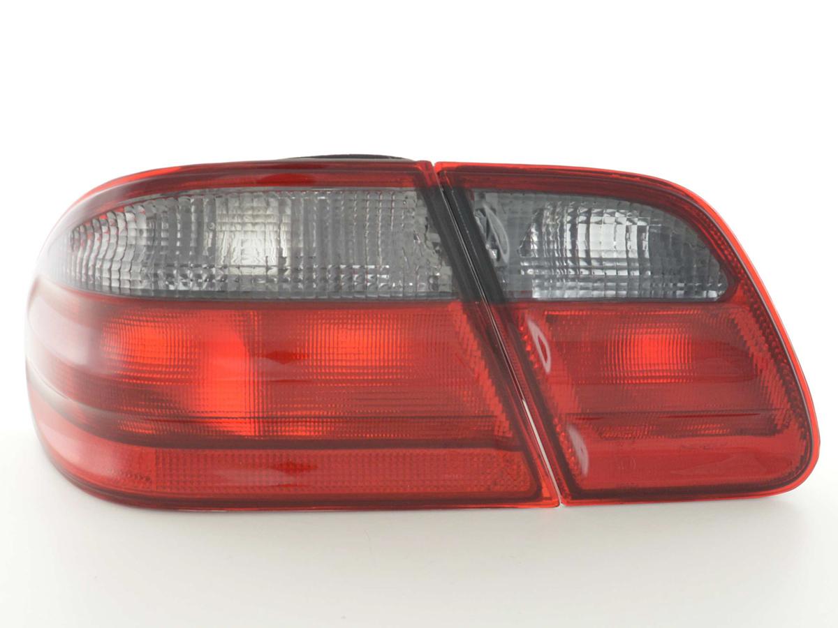 Rückleuchten Mercedes E-Klasse Typ W210 99-01 schwarz rot Rückleuchten Mercedes E-Klasse Typ W210 99-01 schwarz rot